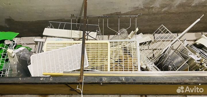 Полки для холодильников и морозильных камер