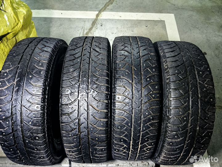 Bridgestone Ice Cruiser 7000S 185/65 R15 88T