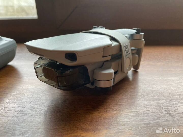 Квадрокоптер DJI Mini 2 Combo серый