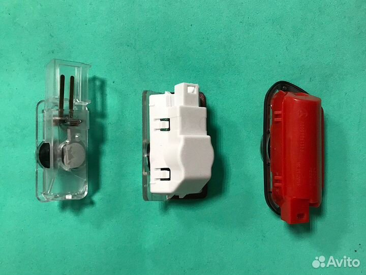 Подсветка дверей с проекцией логотипа Mercedes