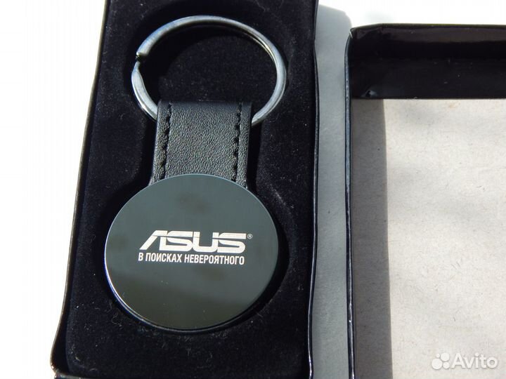 Брелок для ключей c логотипом asus
