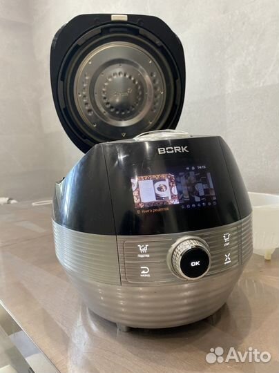 Мультиварка bork u803