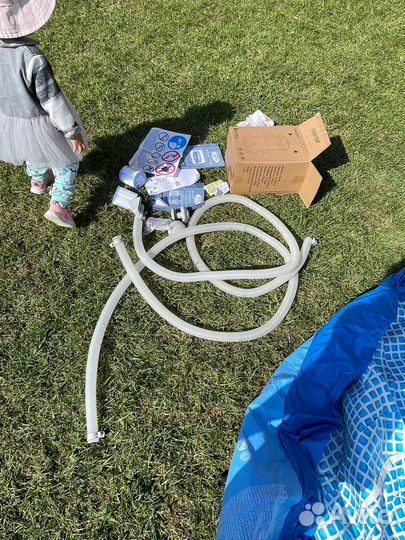 Надувной бассейн intex 880 литров