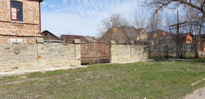 Дом 294,8 м² на участке 6 сот.