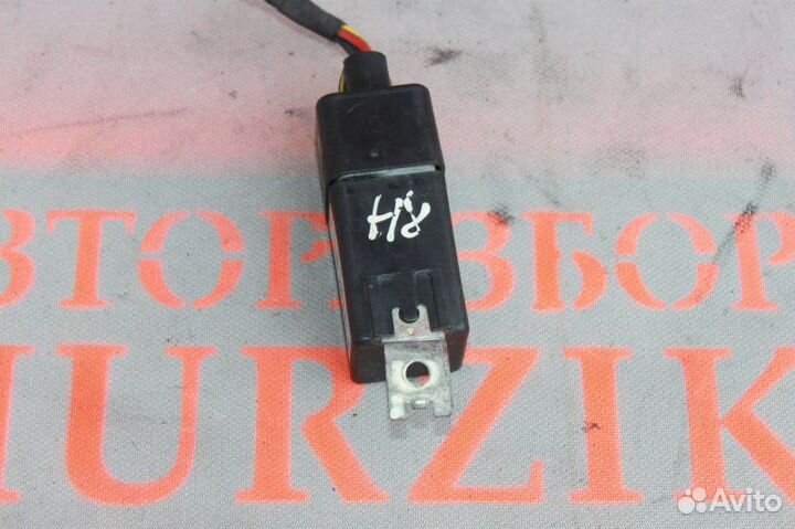 Реле отопителя A6398300084 Mercedes Vito 639 2.2