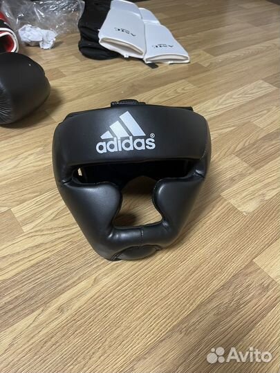 Боксерский Шлем Adidas
