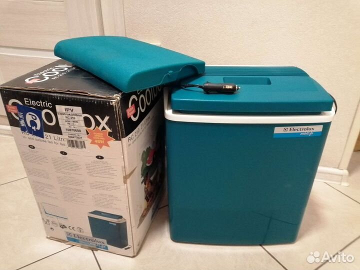 Переносной холодильник