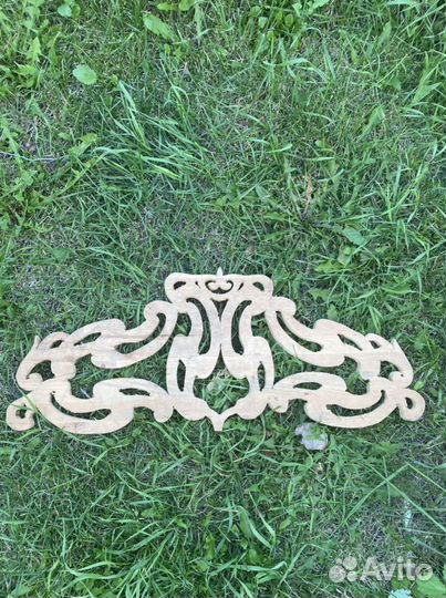 Декоротивные узоры из дерева ручной работы