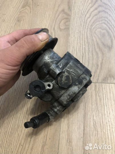 Volkswagen t5 насос гур