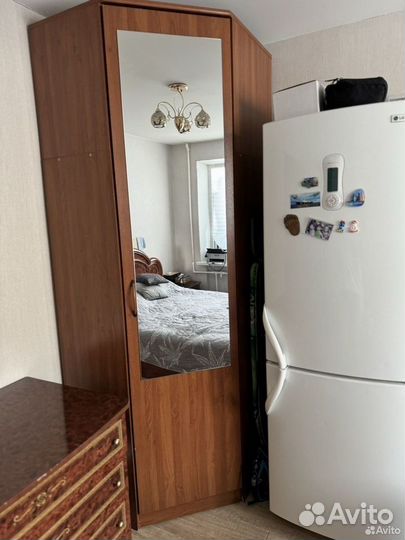 Шкаф угловой бу с зеркалом