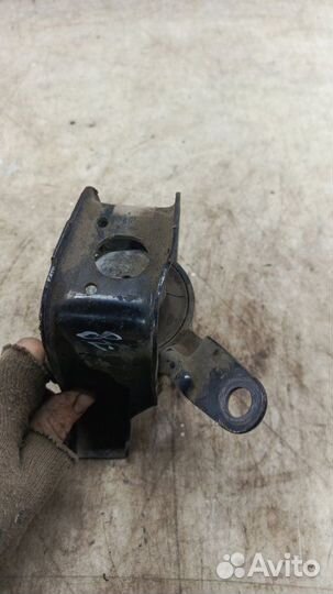Опора подушка двигателя Toyota Corolla хетчбек 1.4