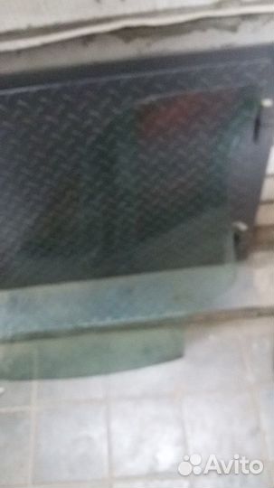 Рено Сандеро Симбол стекло двери