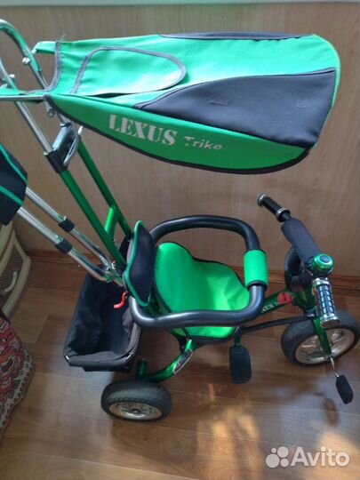 Детский трехколесный велосипед