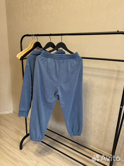 Костюм спортивный женский