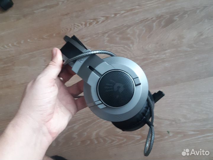 Игровые наушники с микрофоном