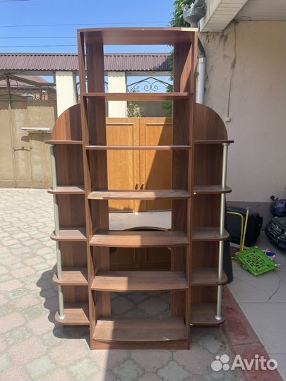 Стеллаж для книг