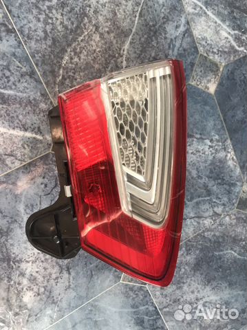 Задний фонарь левый внутренний мондео 4