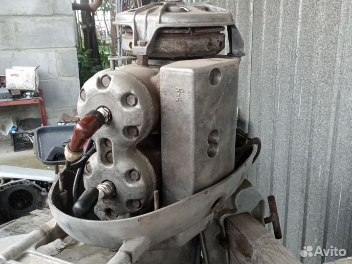 Продам лодочный мотор