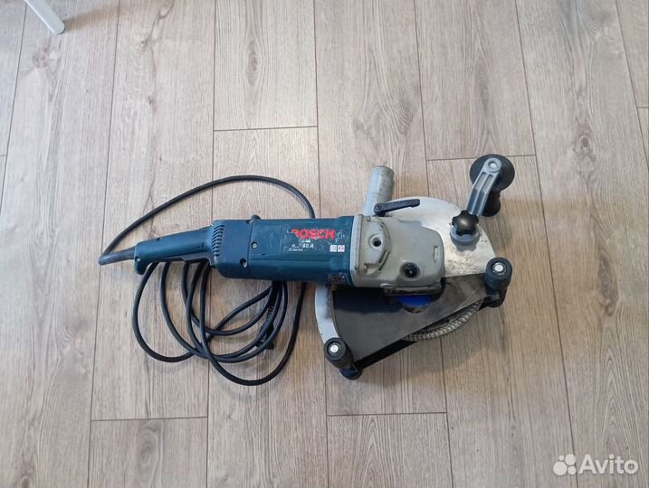 Штроборез Bosch GNF 65 A