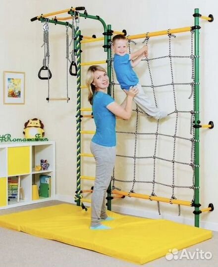 Лазалка на детскую шведскую стенку