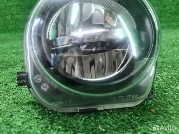 Фара противотуманная левая/дхо BMW 5-Series
