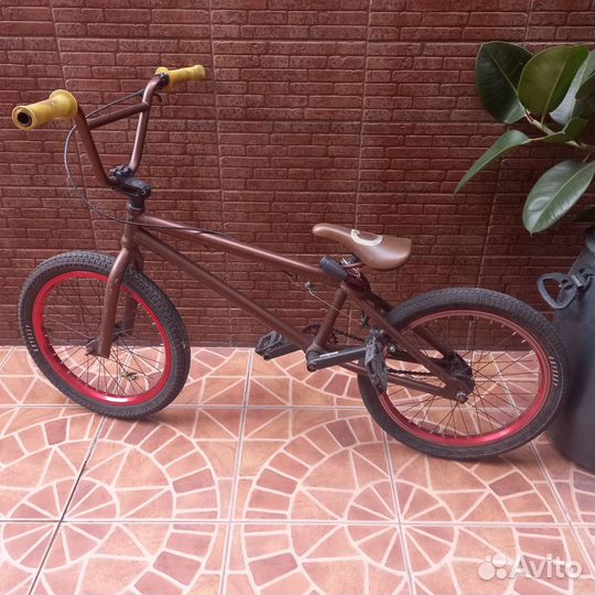 Mongoose Legion 20 BMX