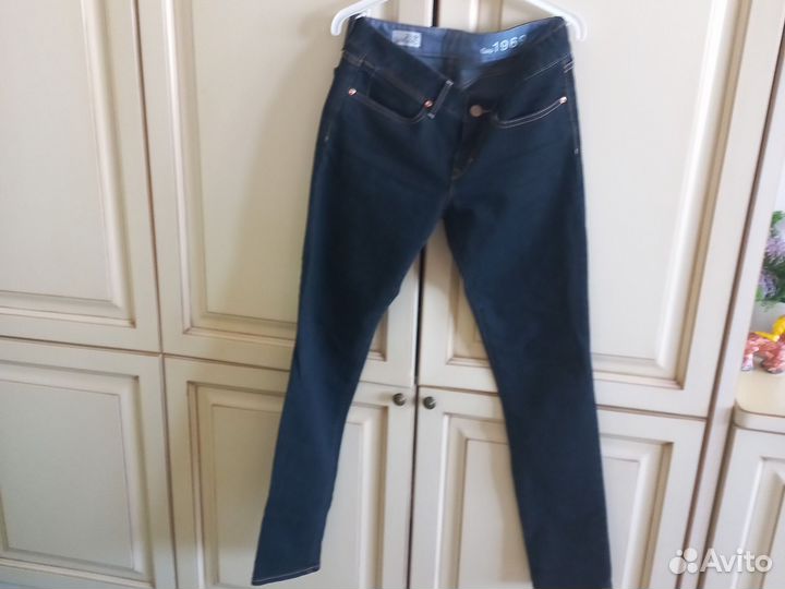 Джинсы женские GAP