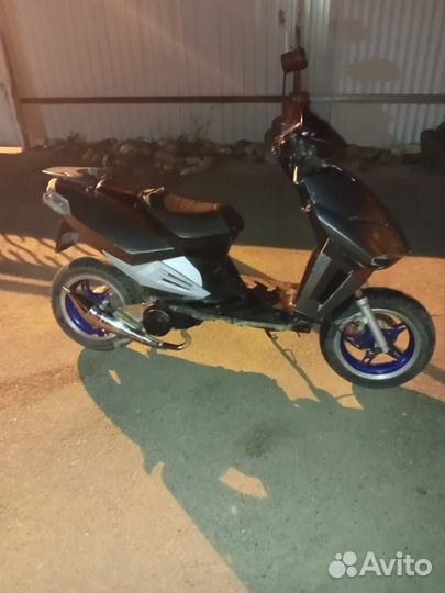 Скутер stels vortex 50