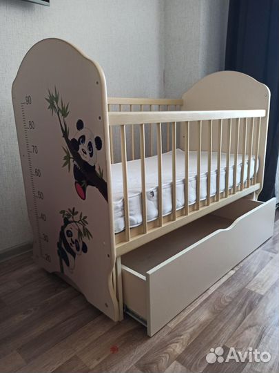 Детская кровать маятник с ящиком и матрасом