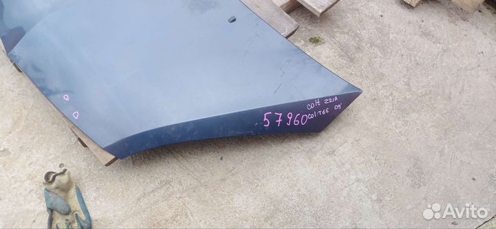 Капот на mitsubishi colt