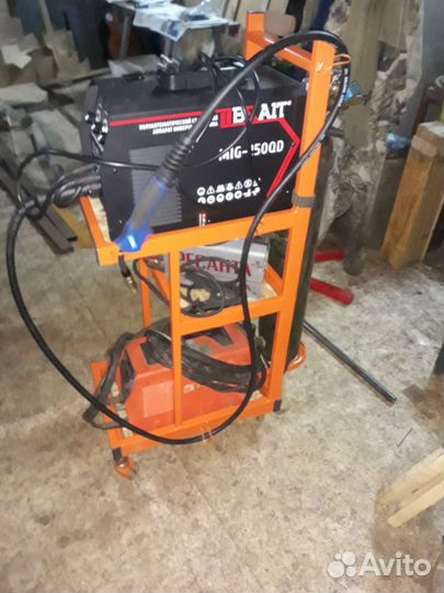 Тележка для сварочного аппарата и баллона