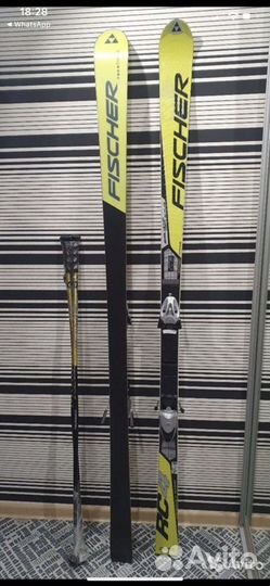 Горные лыжи новые