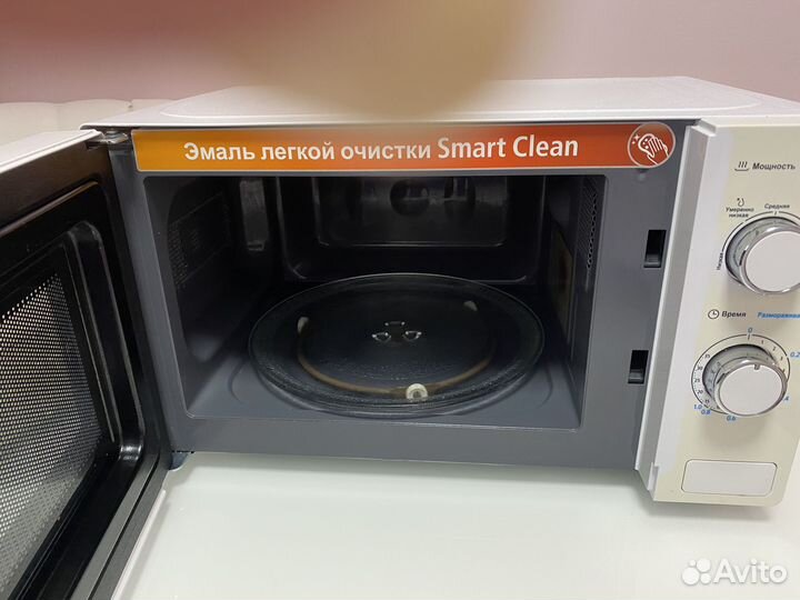 Микроволновая печь в отличном состоянии