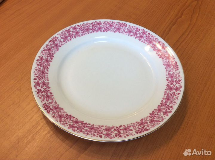 Тарелки гдр