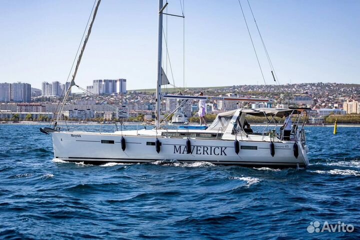 Тур на яхте, морские прогулки. Bounty от 2х ч