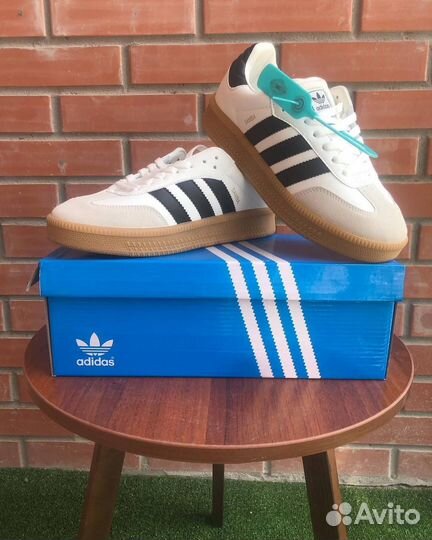 Кроссовки adidas самба