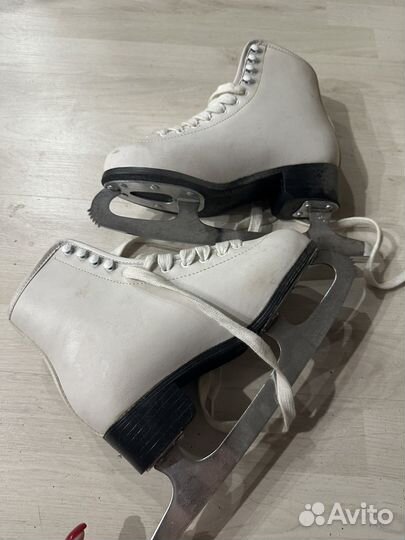 Коньки фигурные