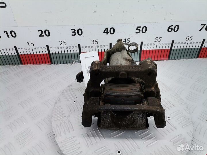 Суппорт для Peugeot-Citroen C4 Picasso 1