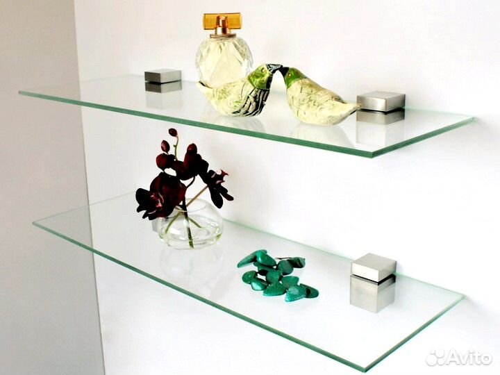 Полка из стекла