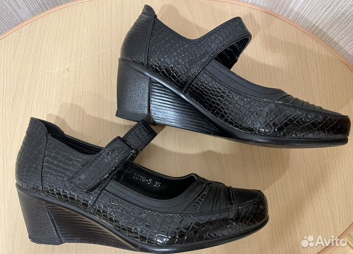 Туфли женские 35 размер