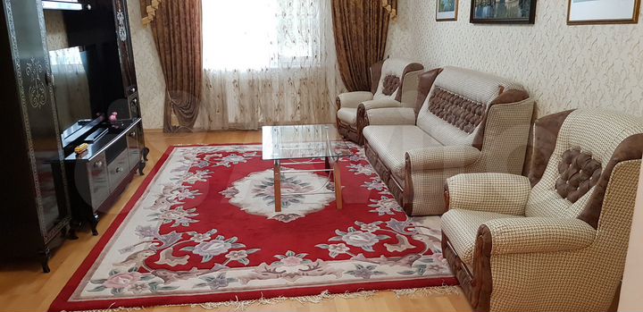 4-к. квартира, 110 м², 1/9 эт.