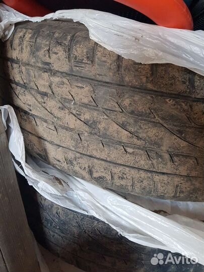 Continental CrossContact UHP E 235/60 R18