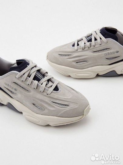 Adidas ozweego celox