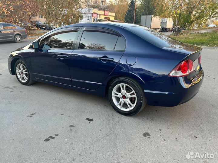 Honda Civic 1.8 AT, 2007, 216 000 км