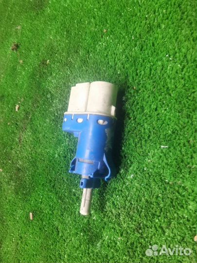 Датчик стоп-сигнала Ford Focus 2 купе 1.8 дизель