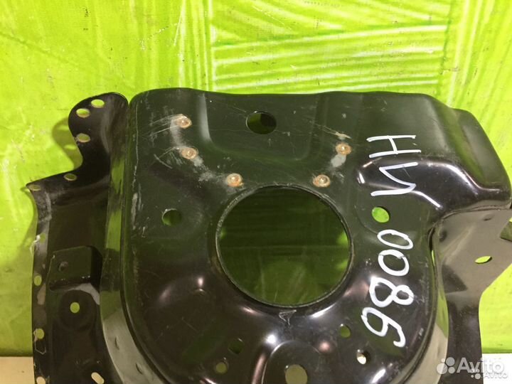 Панель колесной арки Hyundai ix35 645022Y050