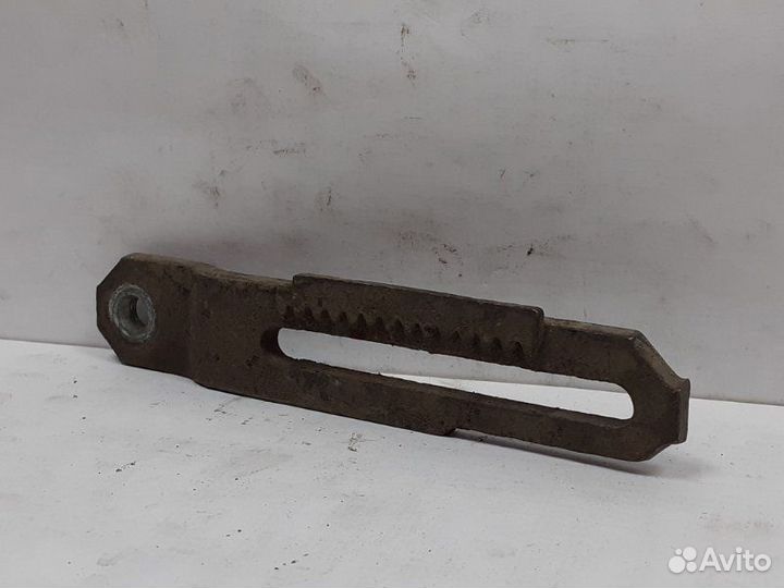 Планка натяжения ремня генератора Volkswagen