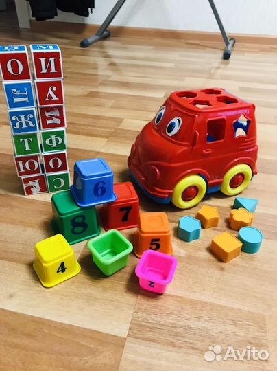 Развивающие игрушки