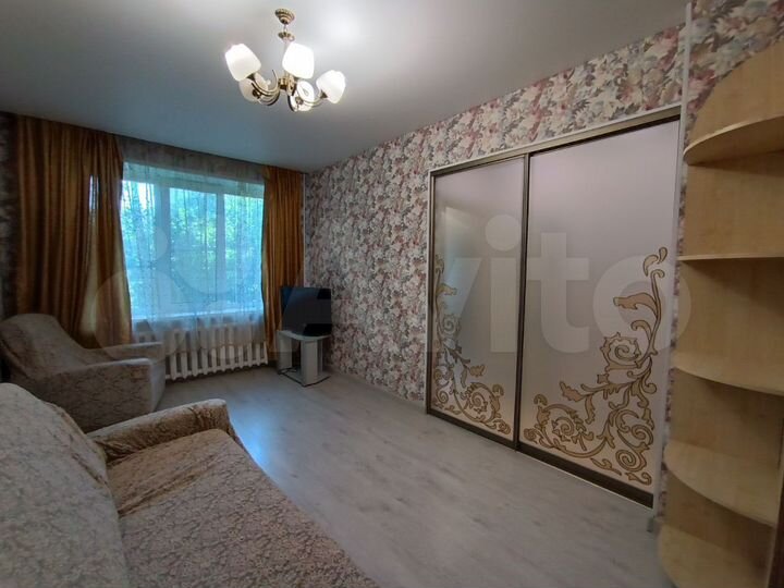 2-к. квартира, 40 м², 1/5 эт.