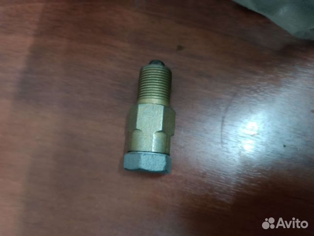 Фиксатор ямз 336.1702080